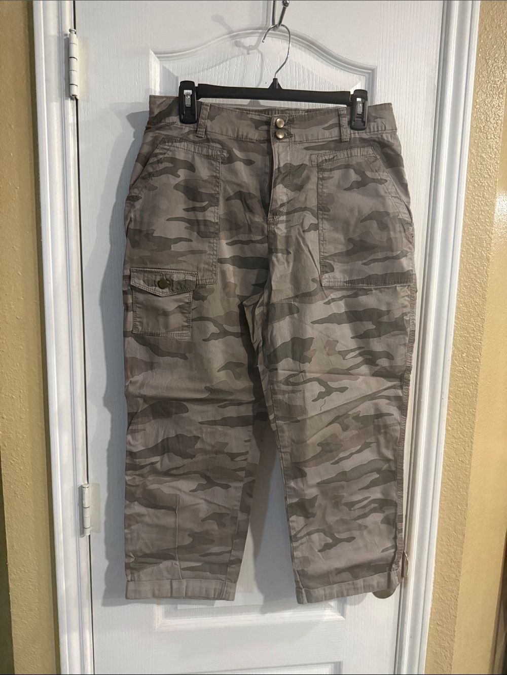 Women's Taupe Camo Cargo Capris - Casual Utility